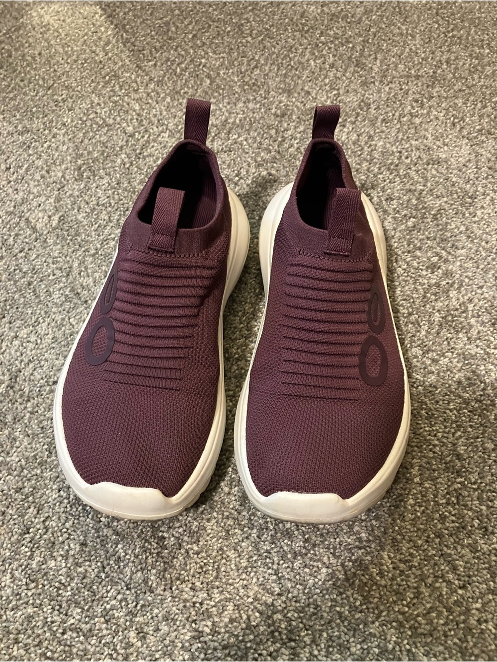 Oofos Oomy Zen Slip-On Knit Sneakers in Deep Plum with White Soles
